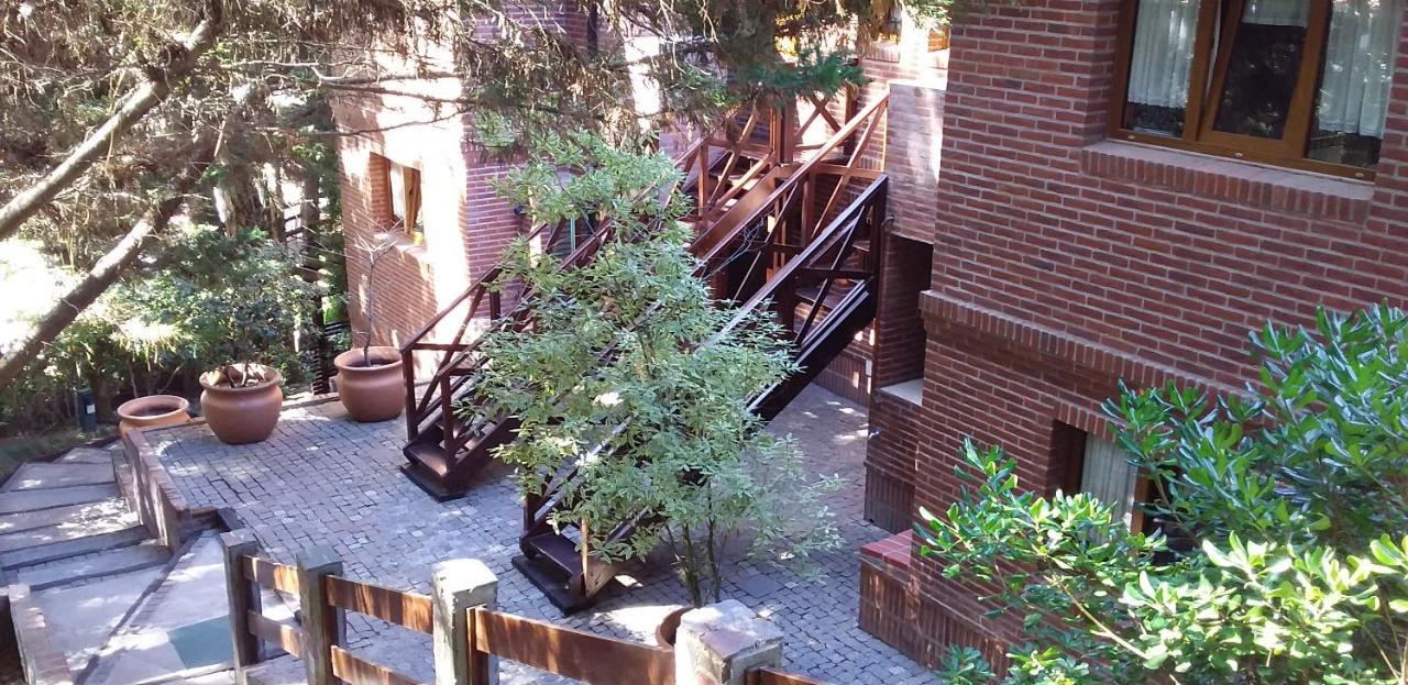 Refugio Del Bosque Villa Carilo Ngoại thất bức ảnh